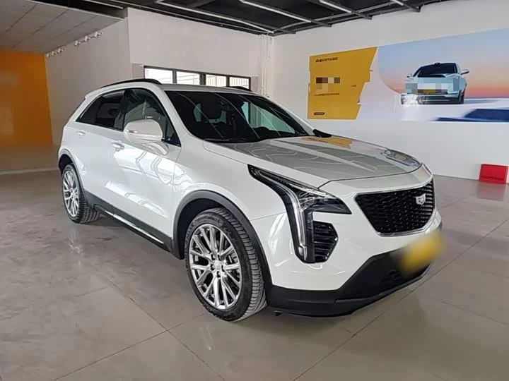Cadillac XT4