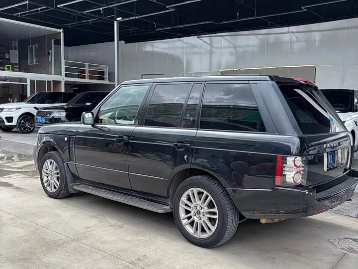 Land Rover range rover