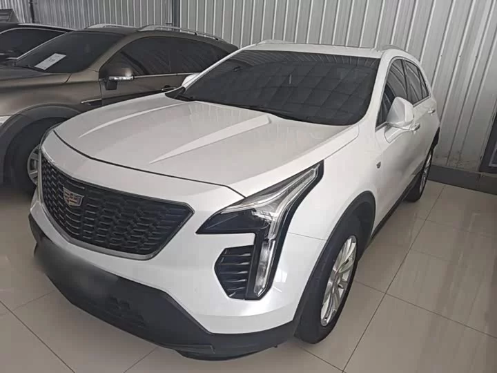 Cadillac XT4