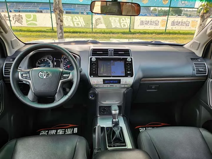 Toyota prado