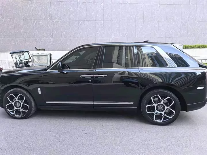 Rolls Royce Cullinan