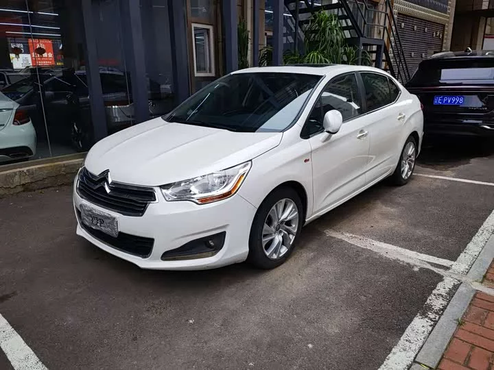 Citroën C4L