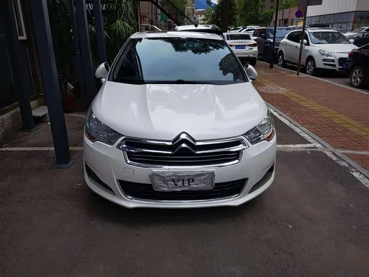 Citroën C4L
