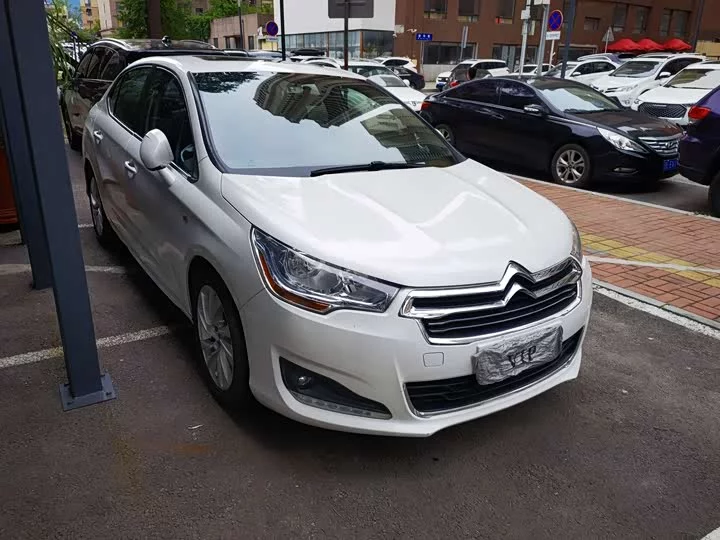 Citroën C4L