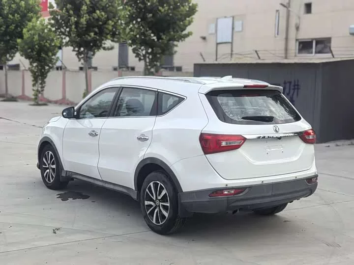 Dongfeng Fengon 580