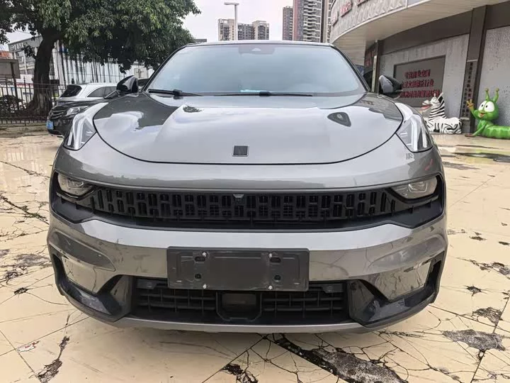 Lynk & Co 05 EM-P