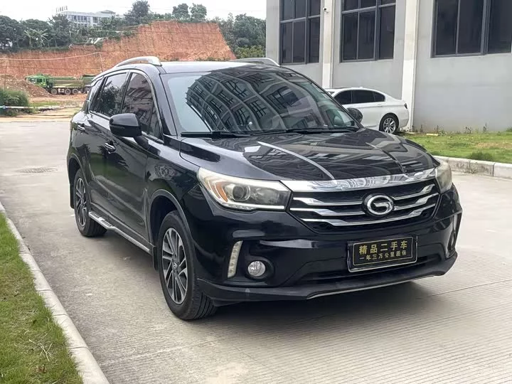 GAC Trumpchi GS4