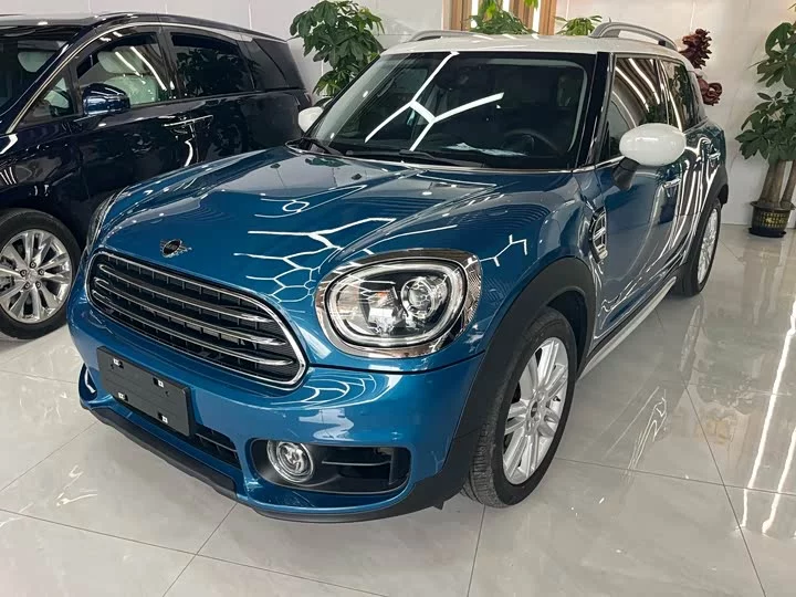 MINI COUNTRYMAN