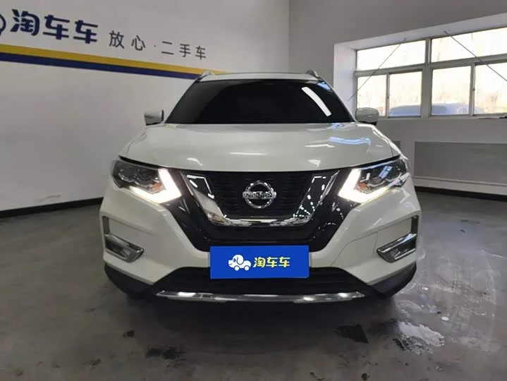 Nissan Qijun