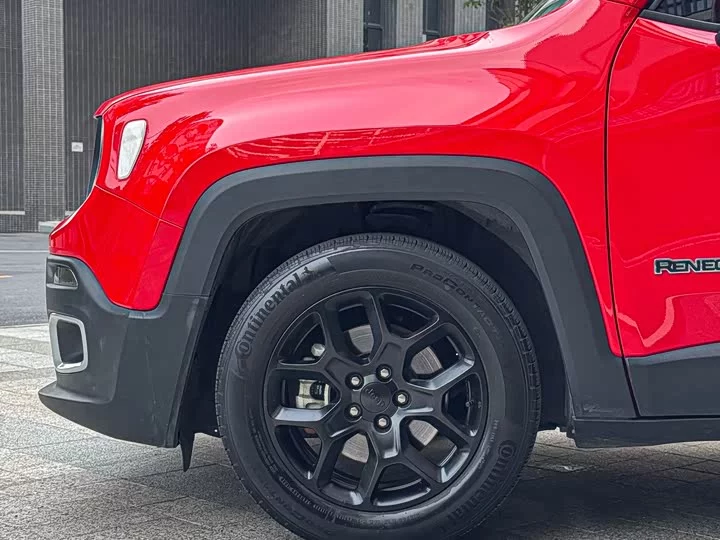 Jeep Freeman