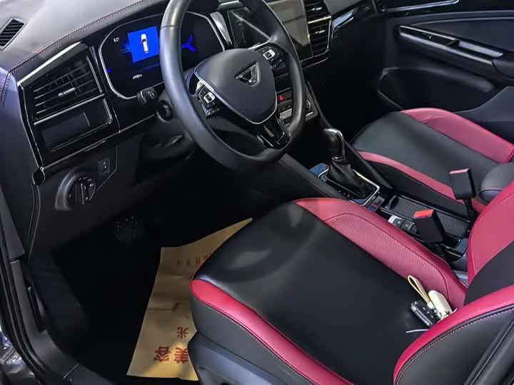 Jetta VS5