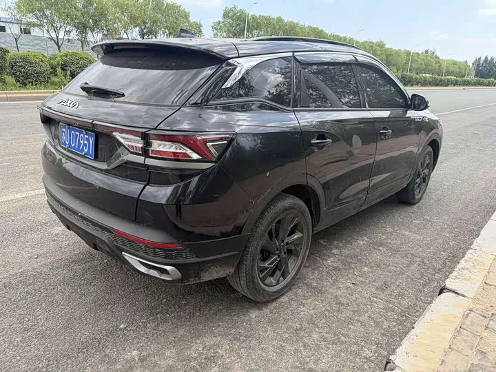Dongfeng AX7