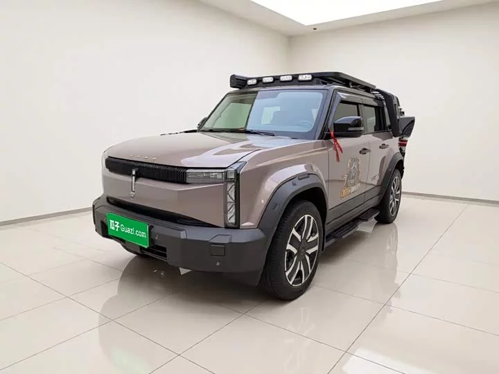 iCAR 03