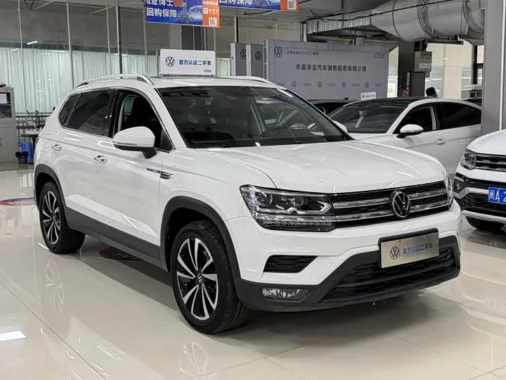 Volkswagen Tharu