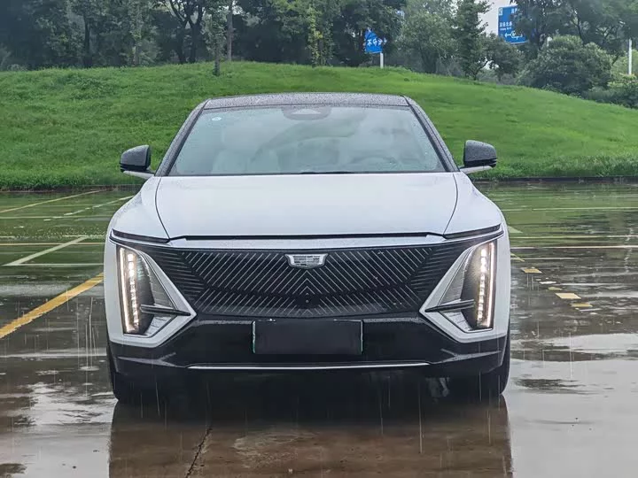 Cadillac IQ Ruige