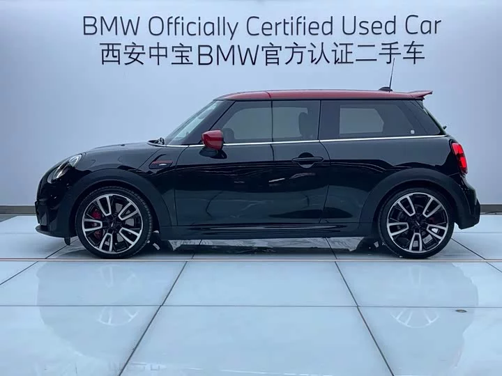 MINI JCW