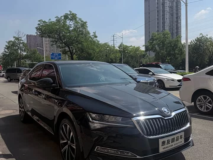 Skoda SuperB