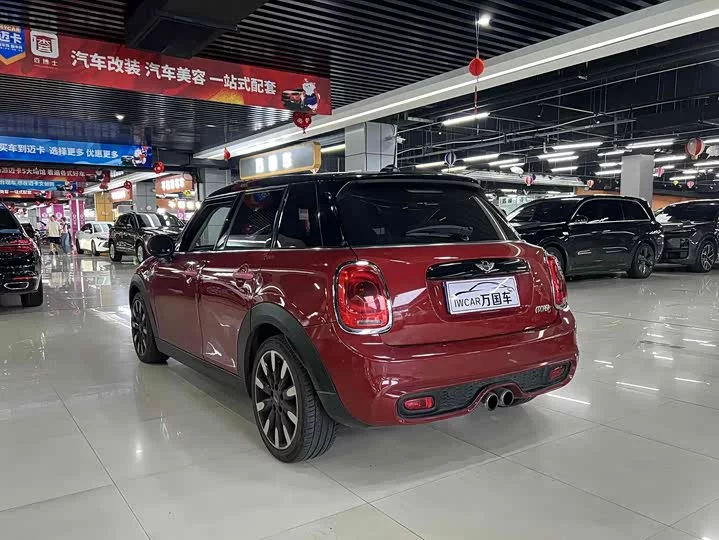 MINI 