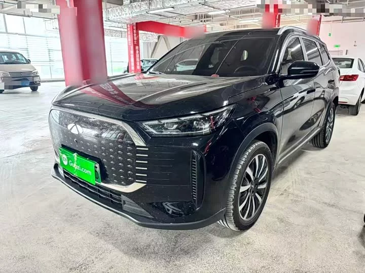 Chery Fengyun T8