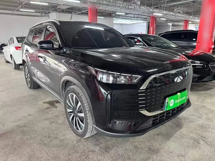 Chery Fengyun T8