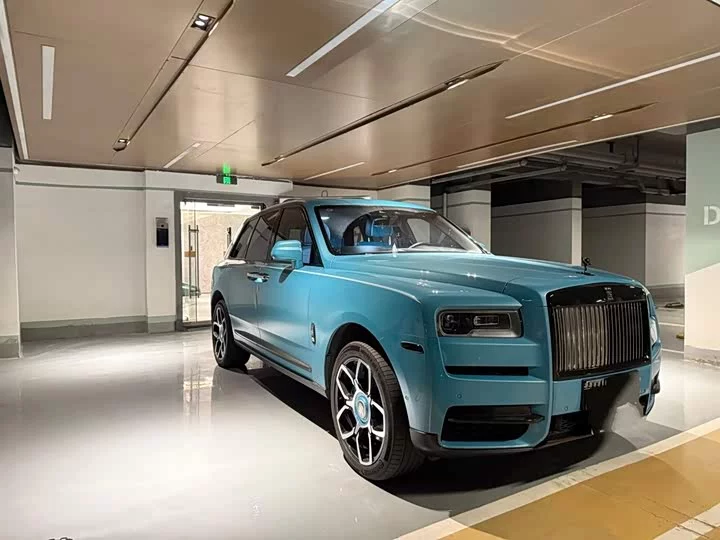 Rolls Royce Cullinan