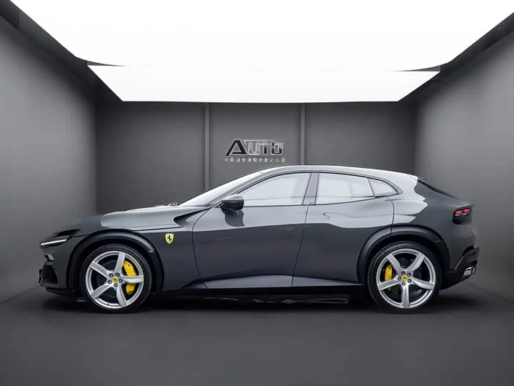 ferrari Purosangue