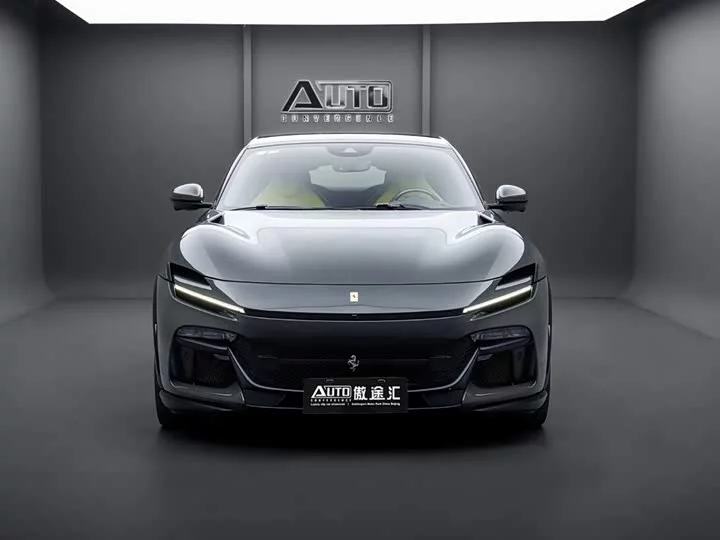ferrari Purosangue