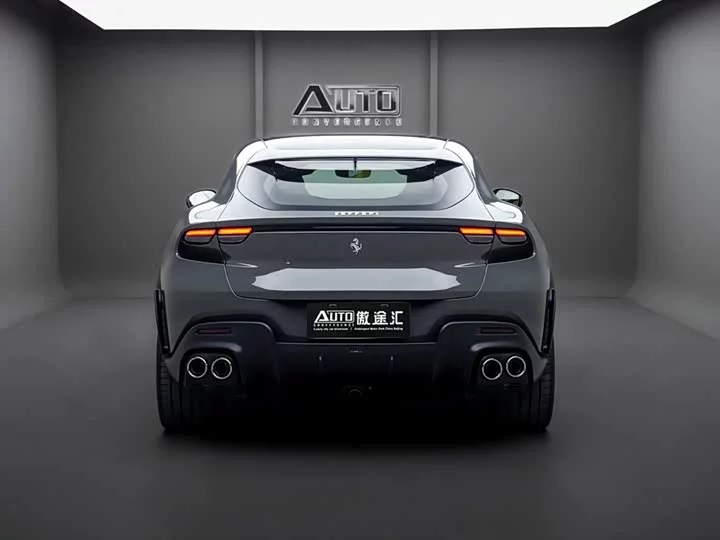ferrari Purosangue