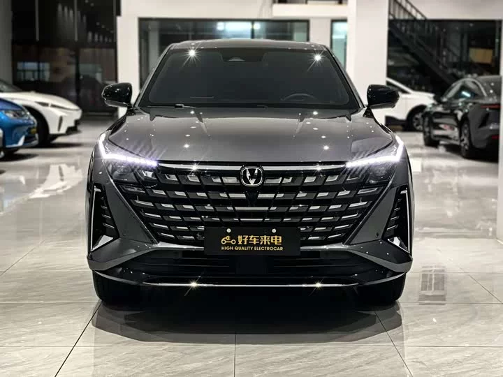 Changan UNI-Z PHEV