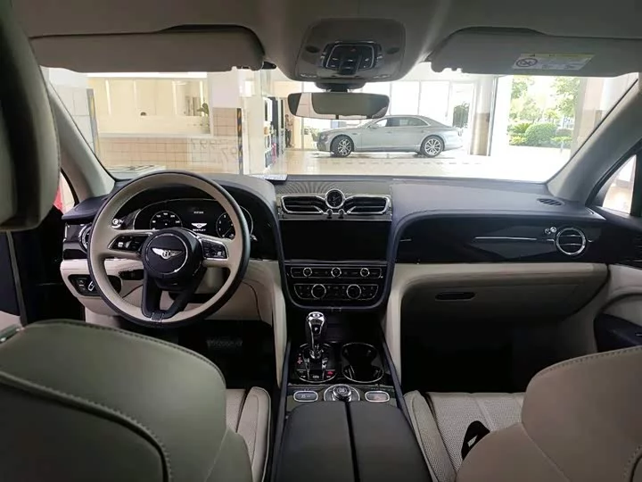 Bentley Bentayga
