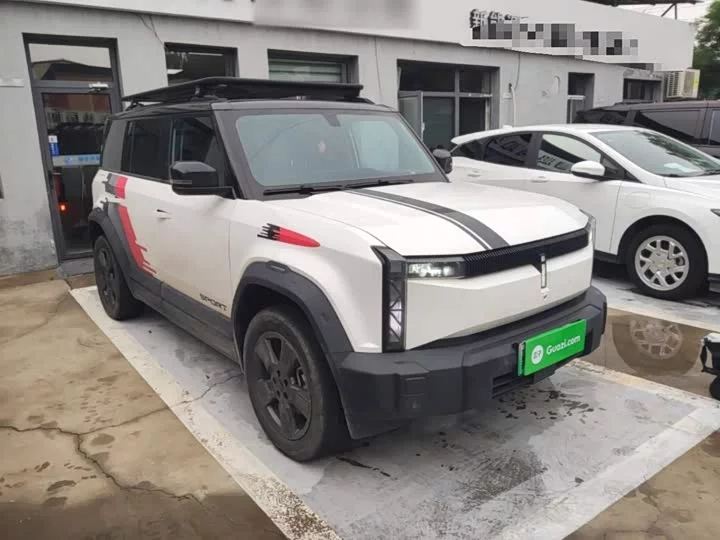 iCAR 03