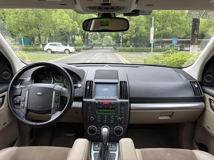Land Rover Freelander 2