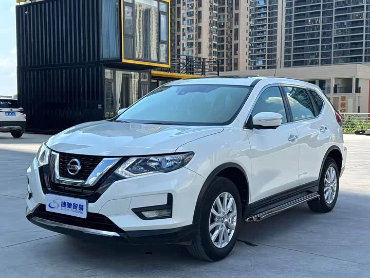 Nissan Qijun