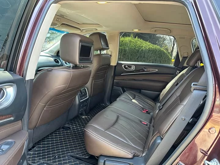 Infiniti JX