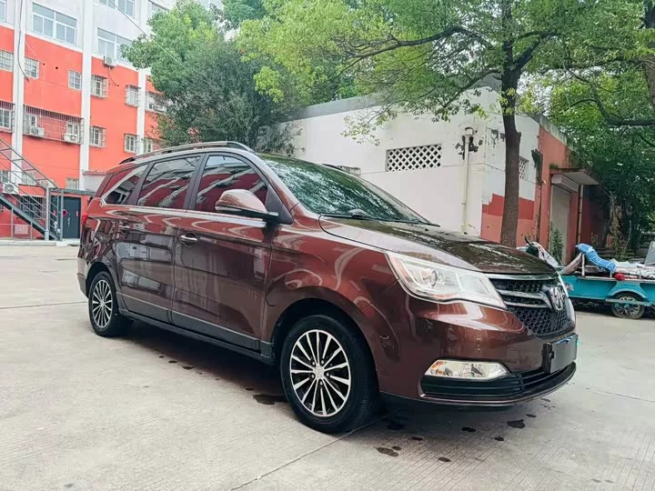 BAIC M50F