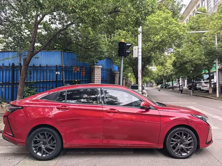 Dongfeng Yixuan