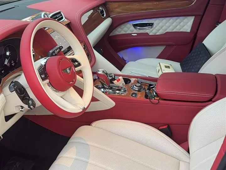 Bentley Bentayga