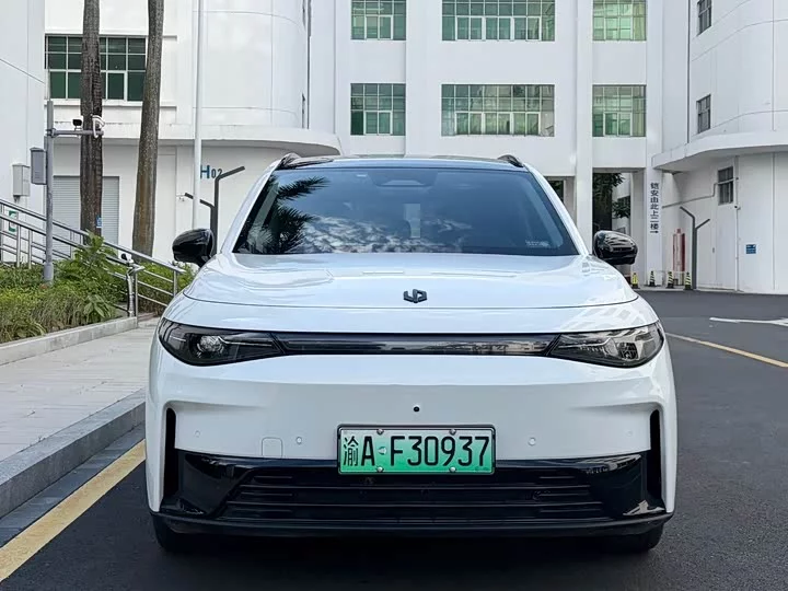 Leapmotor Zero running C10