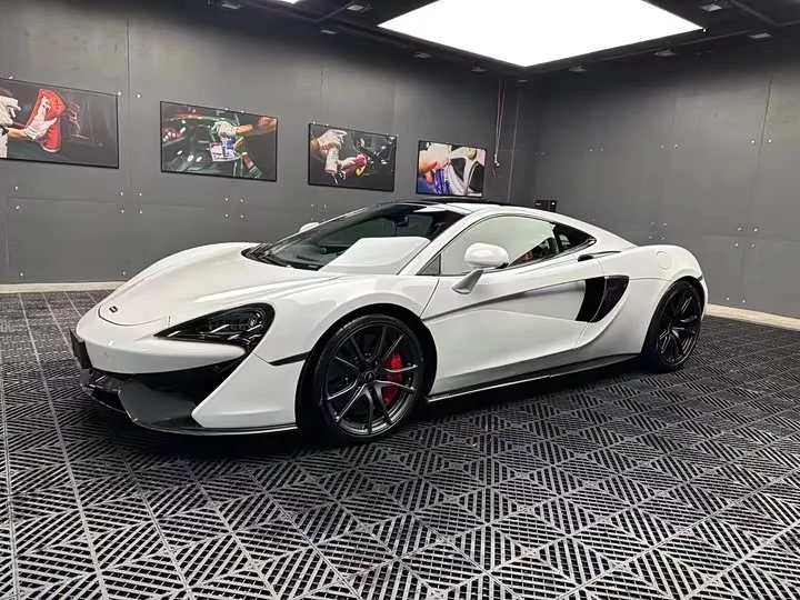McLaren 570