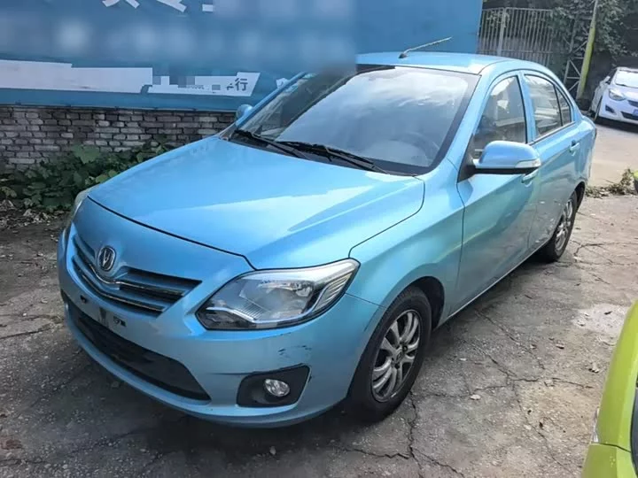 Changan Yuexiang V3