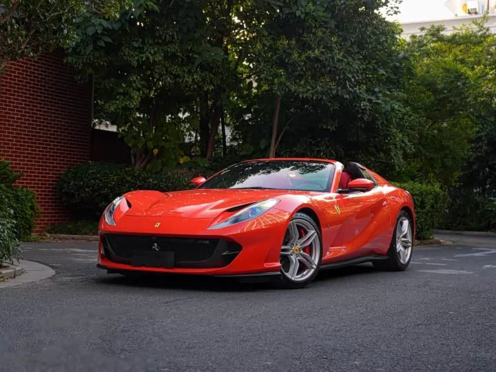 ferrari 812