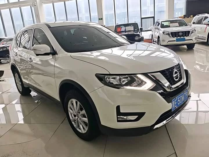 Nissan Qijun