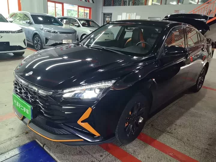 Dongfeng Yixuan