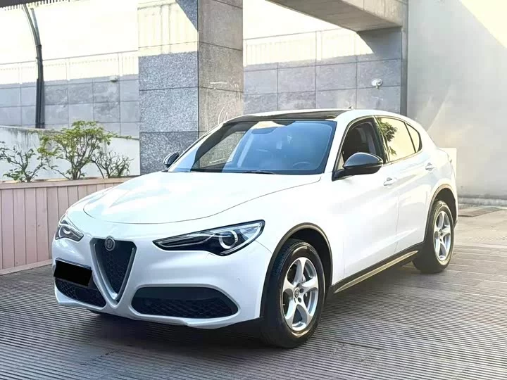 alfa romeo Stelvio