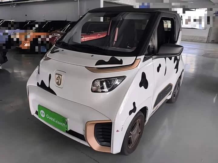 Baojun E200