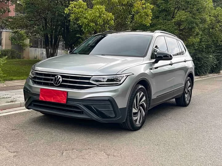 Volkswagen Tiguan L