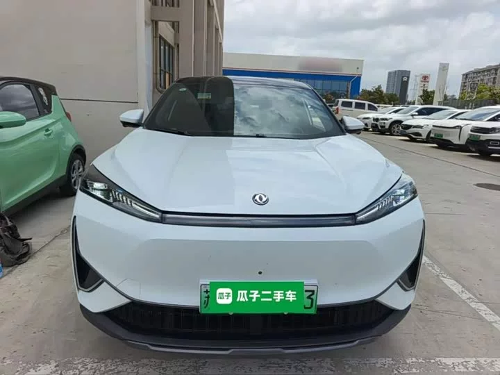 Dongfeng L7