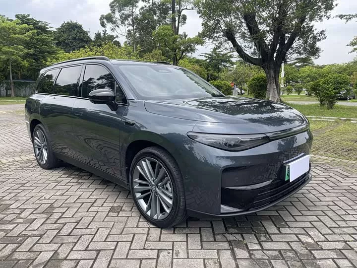 Leapmotor C16