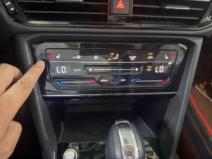Volkswagen Tharu
