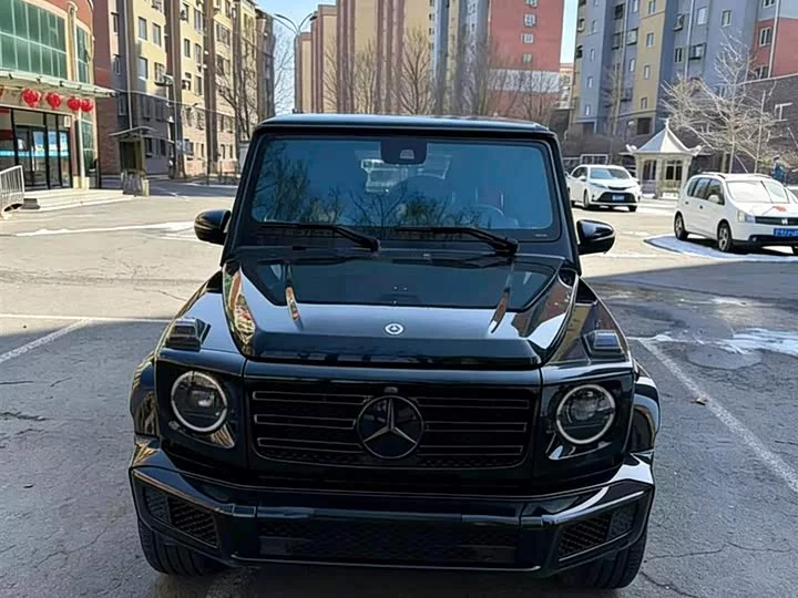 Mercedes-Benz G-rated